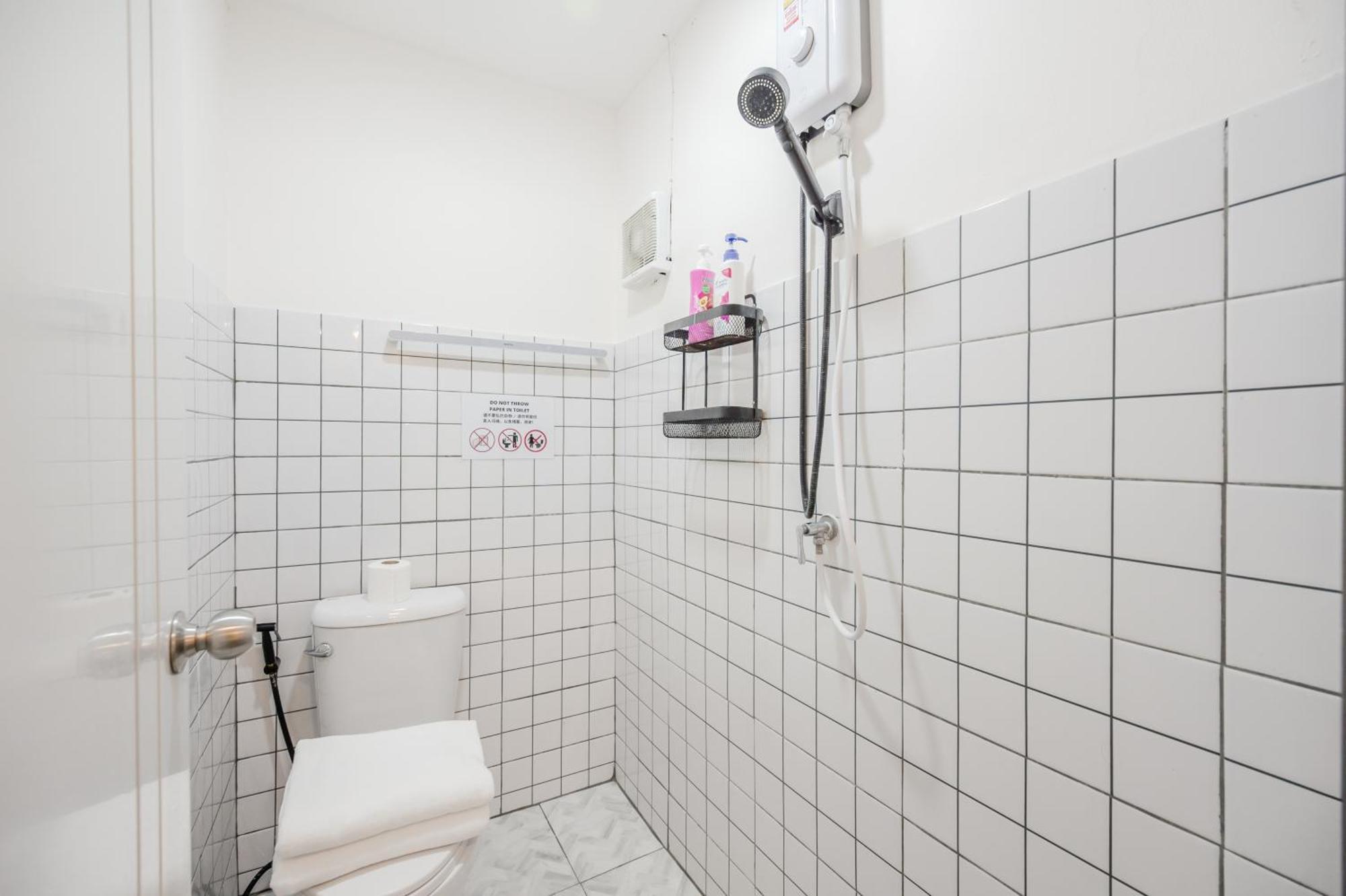 Entire Cozy House/near Bts Skytrain/12pp Villa