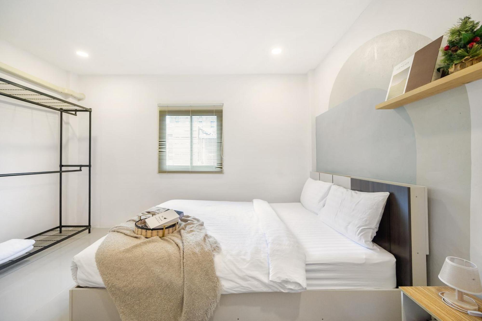 Entire Cozy House/near Bts Skytrain/12pp